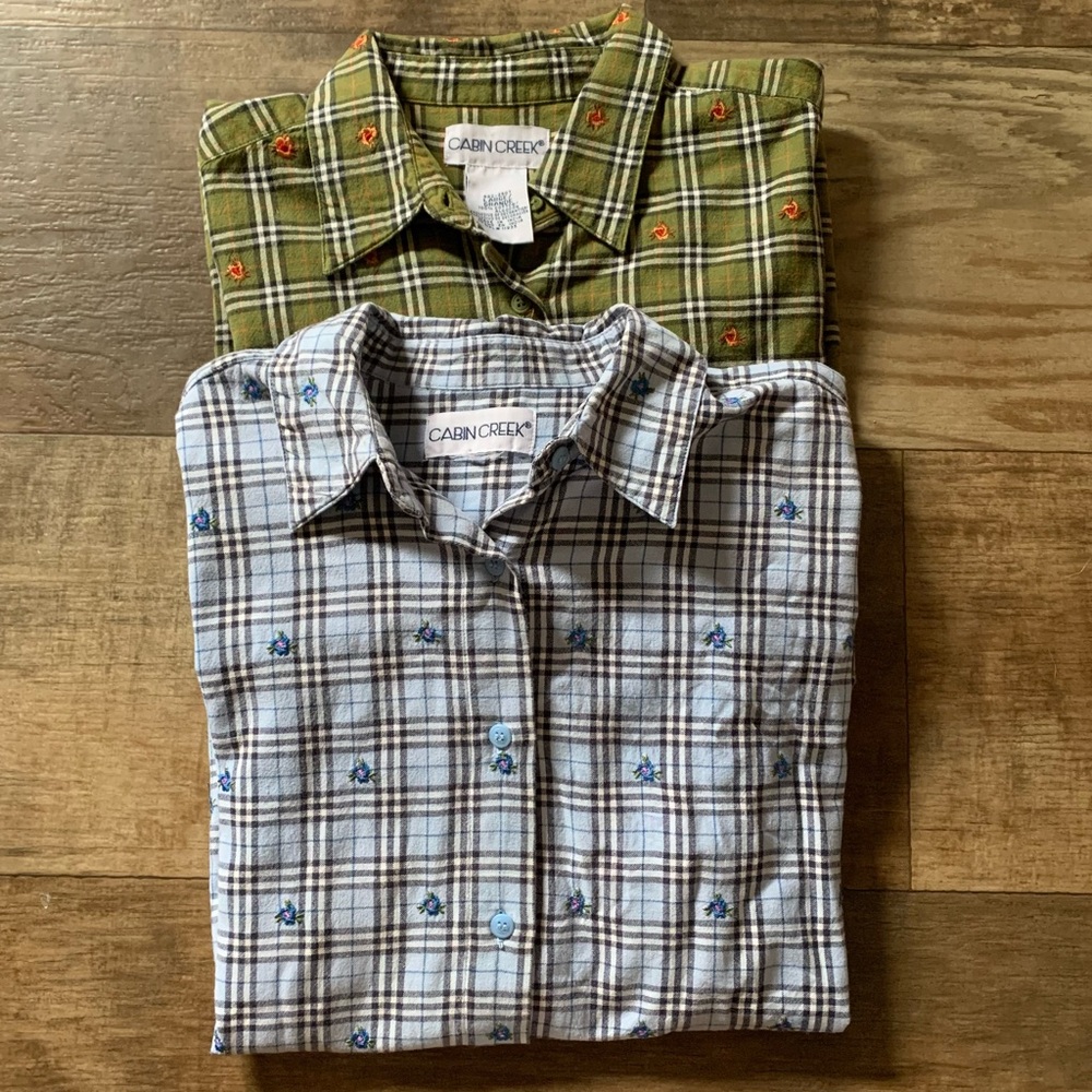 2 Vintage Cabin Creek nova check button down tops